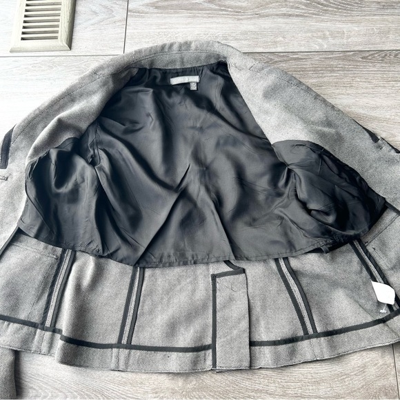 Tristan & Iseut Wool Blend Puff Sleeve Embroidery Blazer - Picture 14 of 15